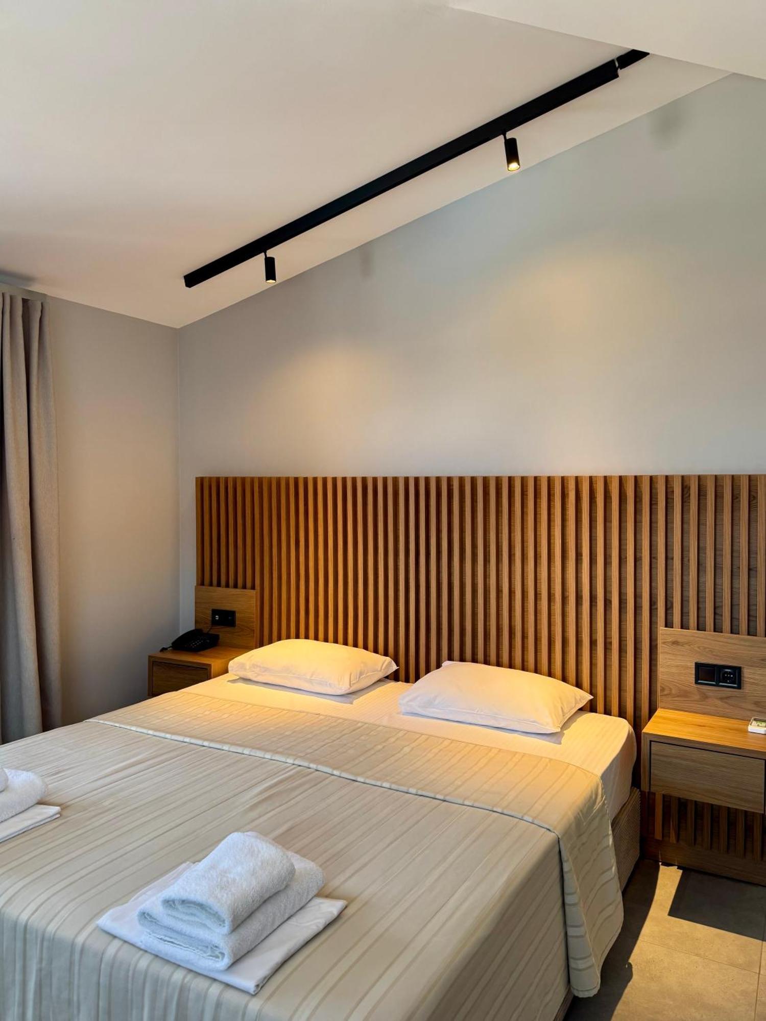 Tresor Sousouras Hotel Hanioti Luaran gambar